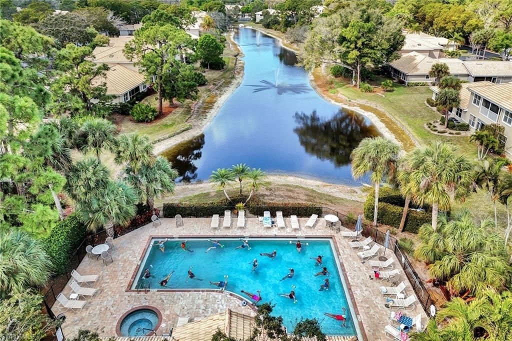 314 Emerald Bay Cir, Unit I5, Naples, FL 34110 Photo