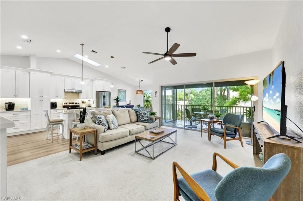 314 Emerald Bay Cir, Unit I5, Naples, FL 34110 Photo