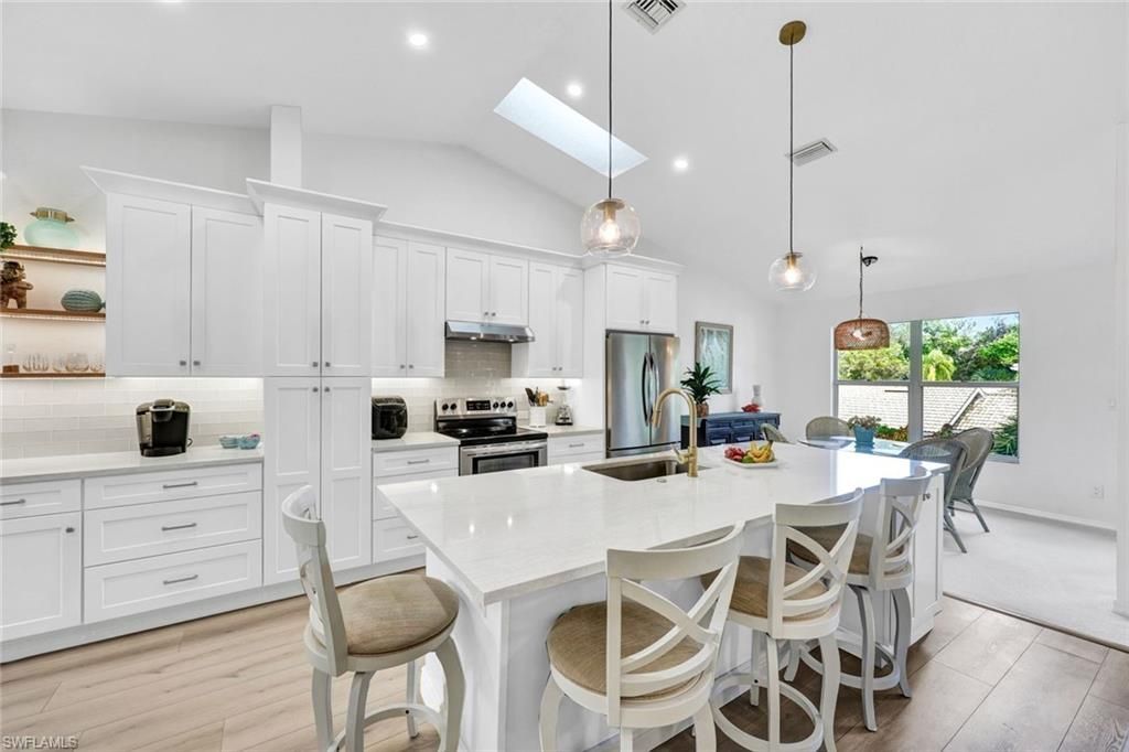 314 Emerald Bay Cir, Unit I5, Naples, FL 34110 Photo