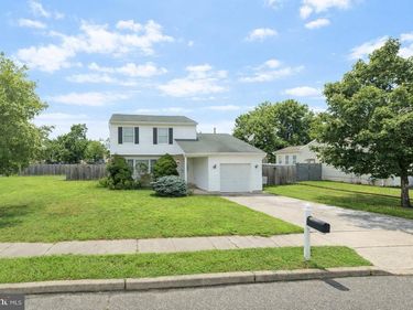 14 CUMBERLAND DRIVE, BRICK, NJ 08723