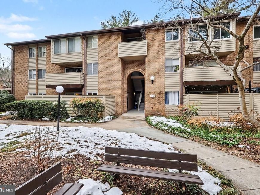 19323 Club House Road, Unit 304, Montgomery Village, MD 20886 Main Photo