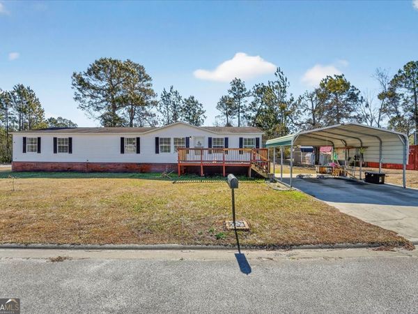 124 Willow Lane NE, Ludowici, GA 31316