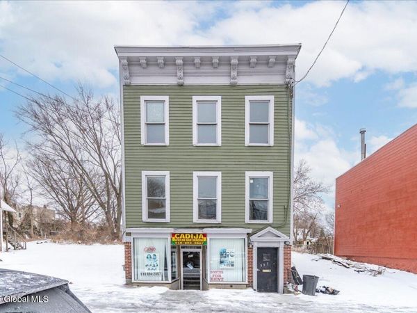 397 Clinton Avenue, Albany, NY 12206