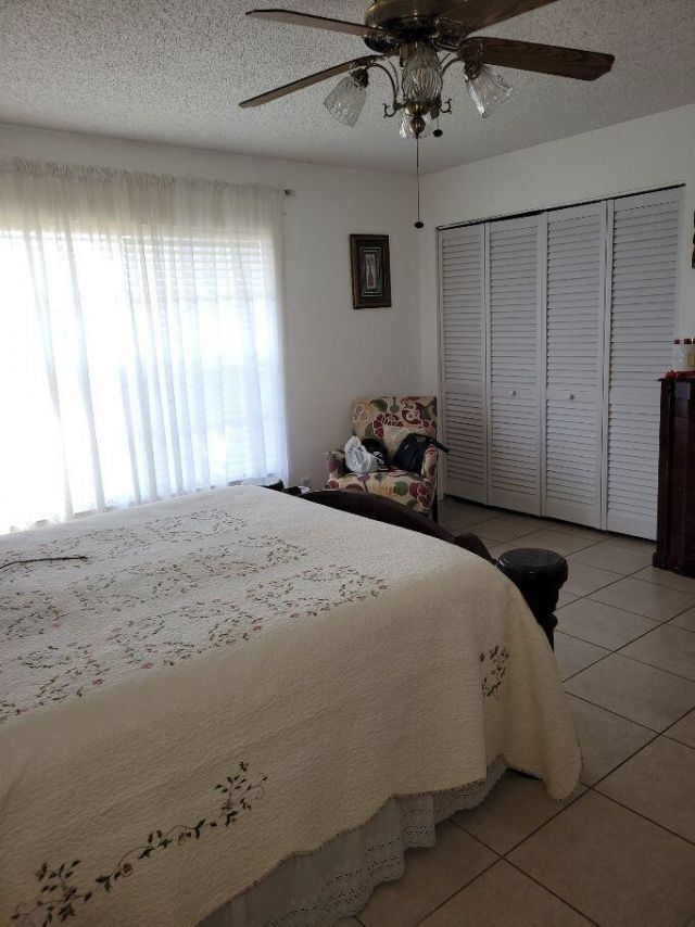 466 Holyoke Lane, Lake Worth, FL 33467 Photo