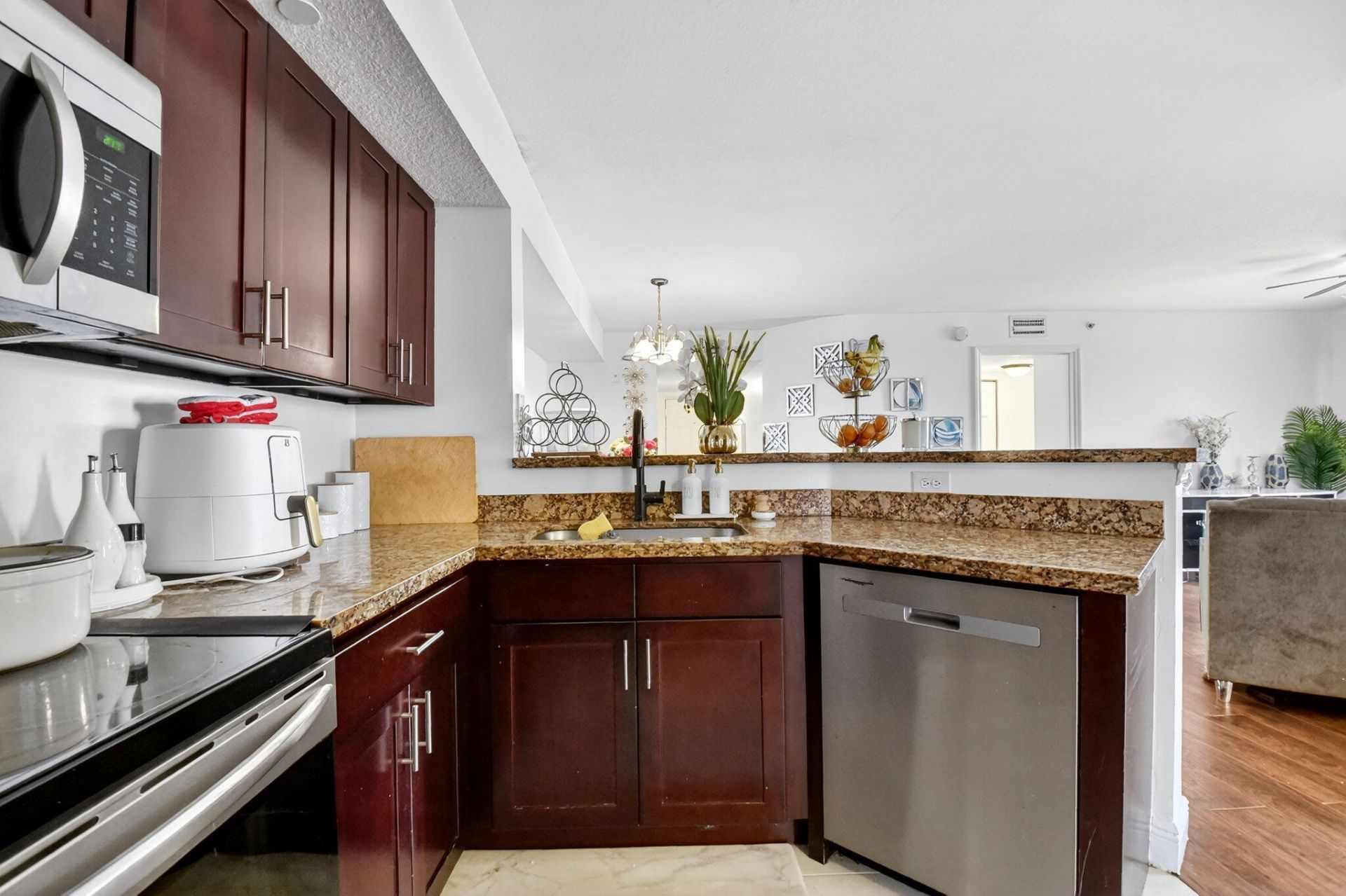 4151 San Marino Boulevard, Unit 101, West Palm Beach, FL 33409 Photo