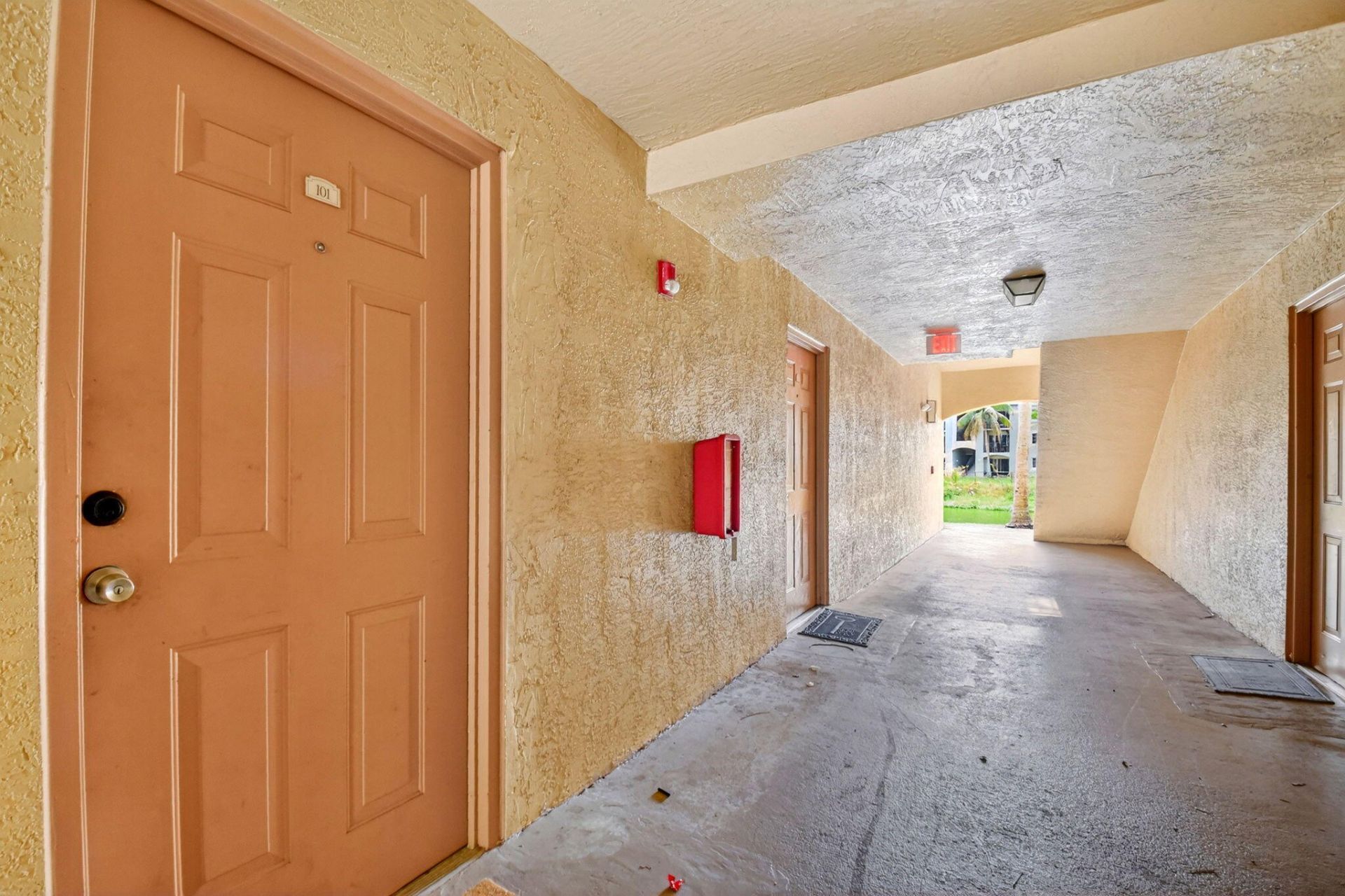 4151 San Marino Boulevard, Unit 101, West Palm Beach, FL 33409 Photo