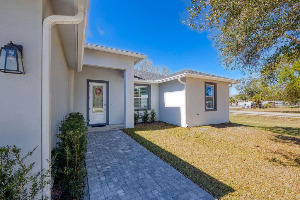 3573 NW 18th Avenue, Okeechobee, FL 34972 Photo