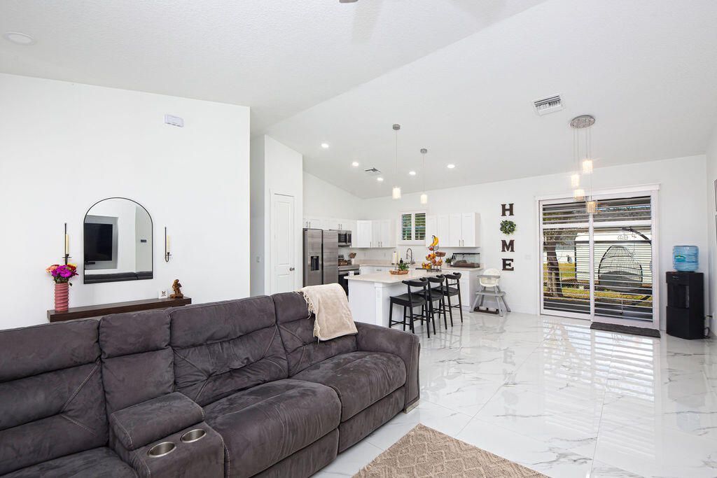 3573 NW 18th Avenue, Okeechobee, FL 34972 Photo