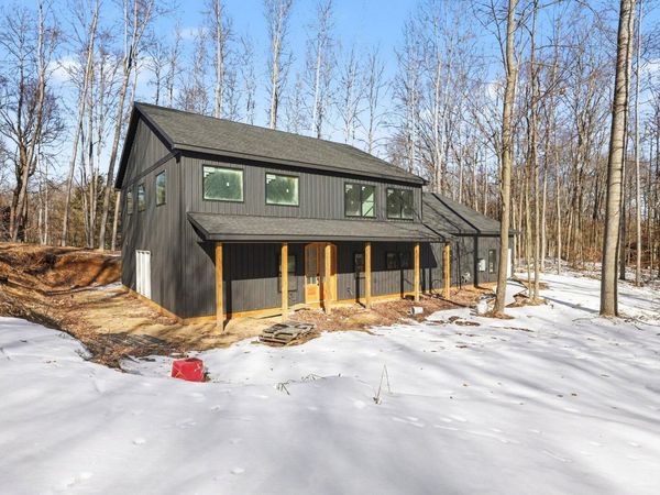 9810 Birdie Drive, Stanwood, MI 49346