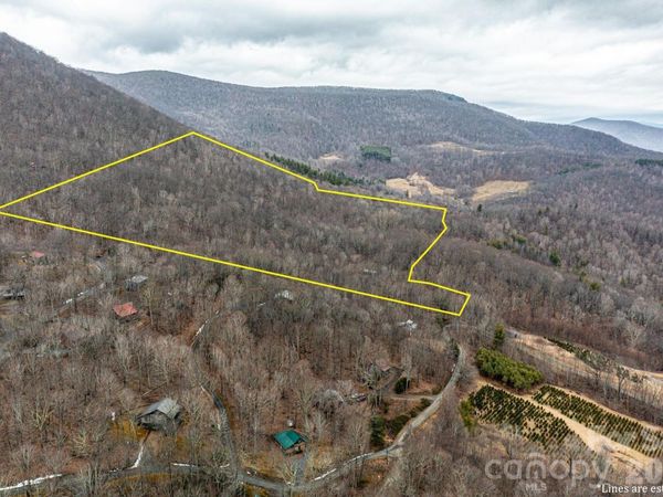 286 Frontier Drive , West Jefferson, NC 28694