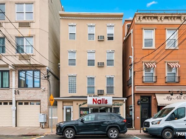 258 Old River Road, EDGEWATER, NJ 07020