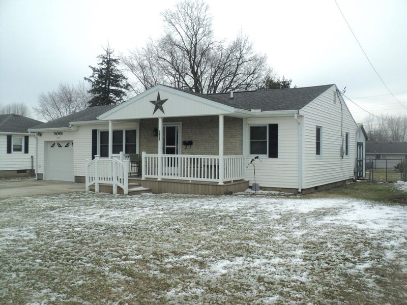 1015 Leesburg Avenue, Washington Court House, OH 43160 Photo 3