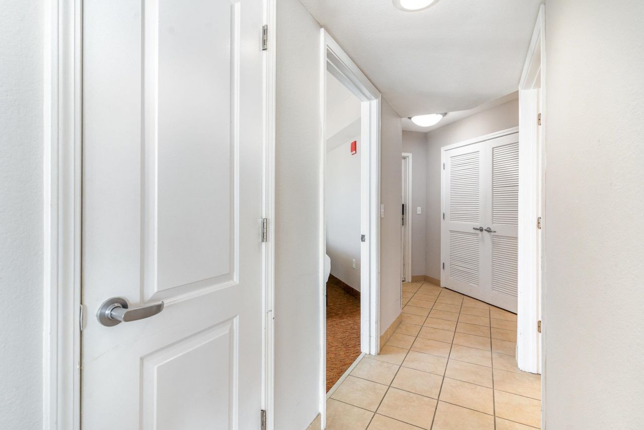 3500 N Ocean Blvd. Photo 16