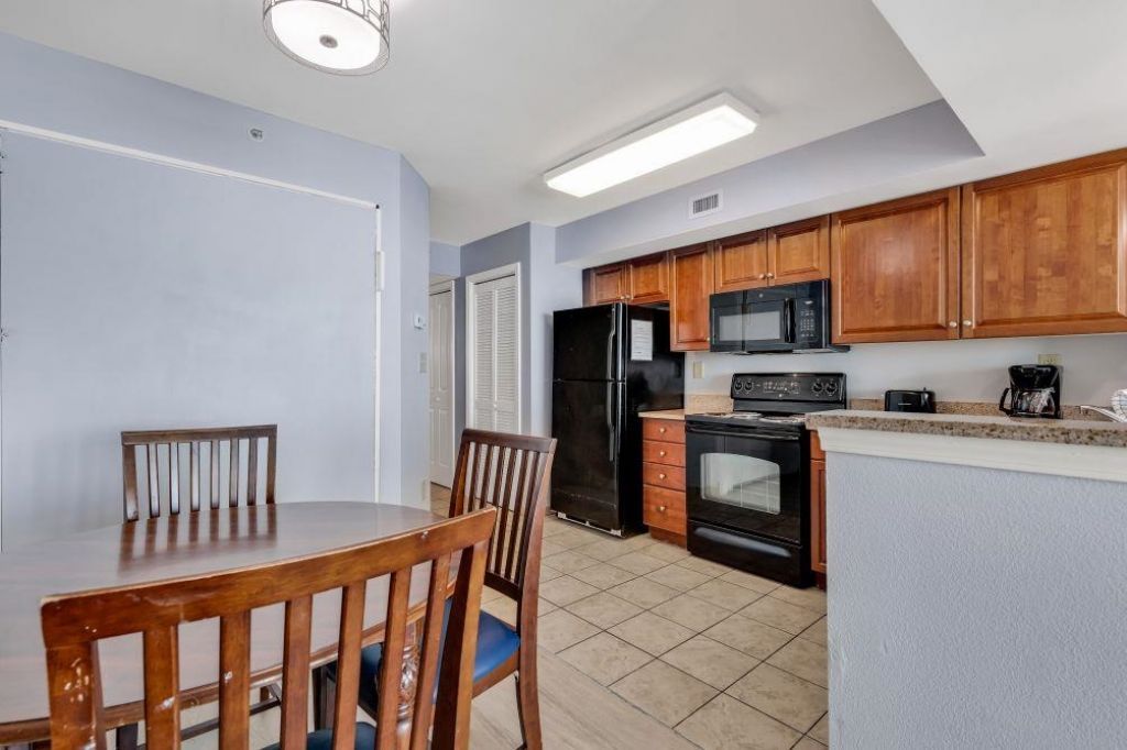 5200 N Ocean Blvd.  Photo 10