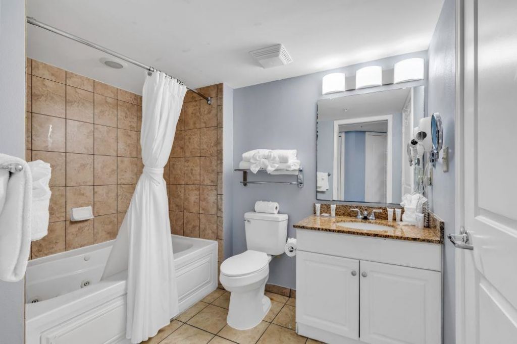 5200 N Ocean Blvd.  Photo 21