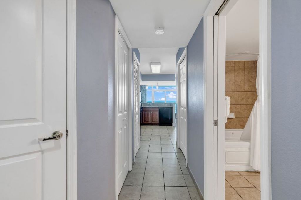 5200 N Ocean Blvd.  Photo 23