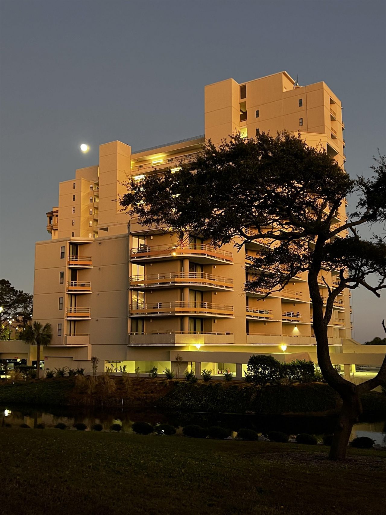 100 Ocean Creek Dr.  Photo 16