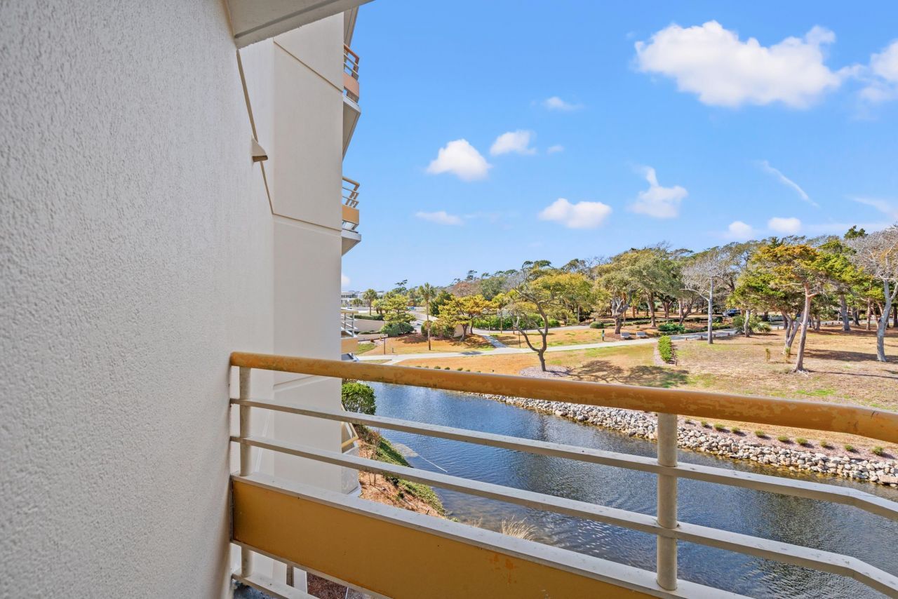 100 Ocean Creek Dr.  Photo 21