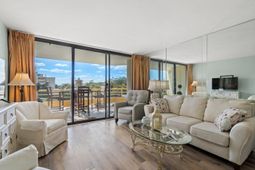 100 Ocean Creek Dr.  photo 4