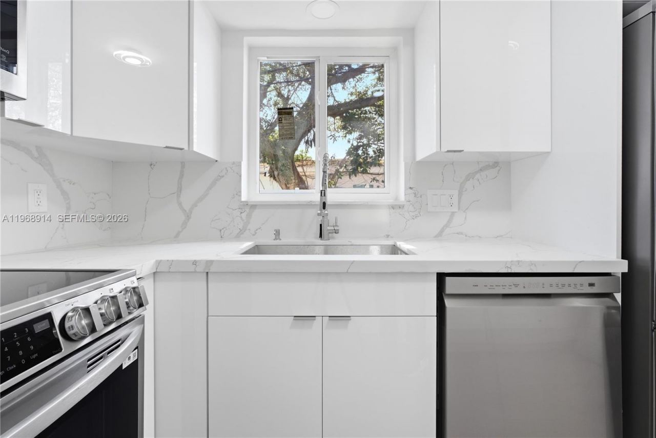 2856 N Funston St , Hollywood, FL 33020 Photo