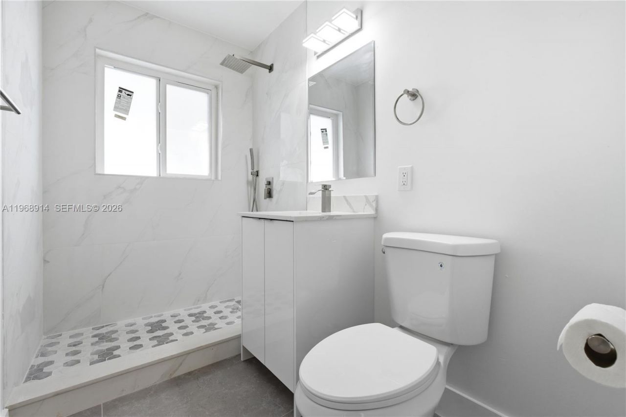 2856 N Funston St , Hollywood, FL 33020 Photo