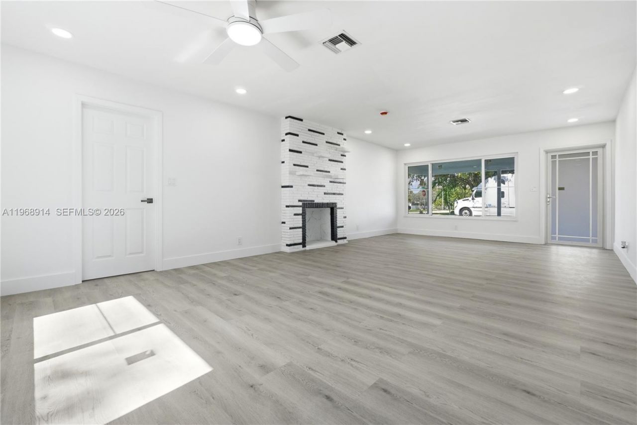 2856 N Funston St , Hollywood, FL 33020 Photo