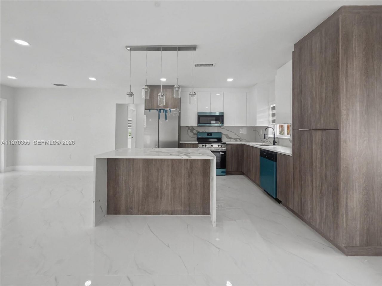 1530 SW 24th Ave , Miami, FL 33145 Photo