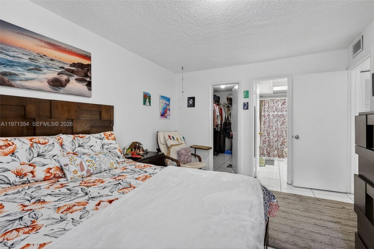 9678 Fontainebleau Blvd, Unit 410, Miami, FL 33172 Photo