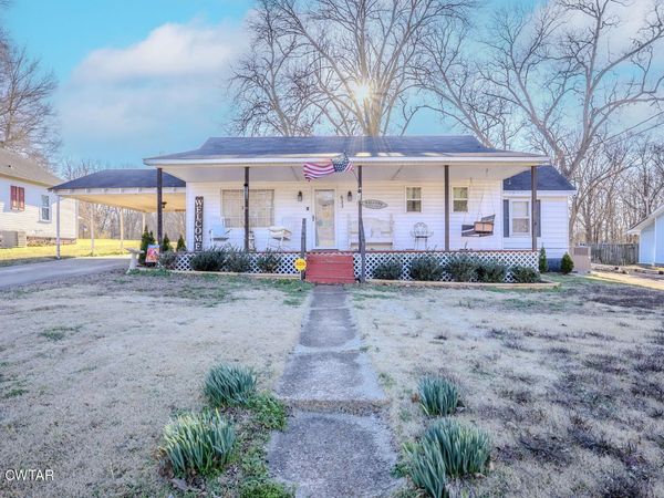 833 Hatchie Street , Brownsville, TN 38012