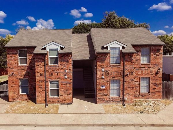 104 N Heights Drive, Crowley, TX 76036