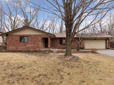 1795 Lake Valentine Road, Arden Hills, MN 55112