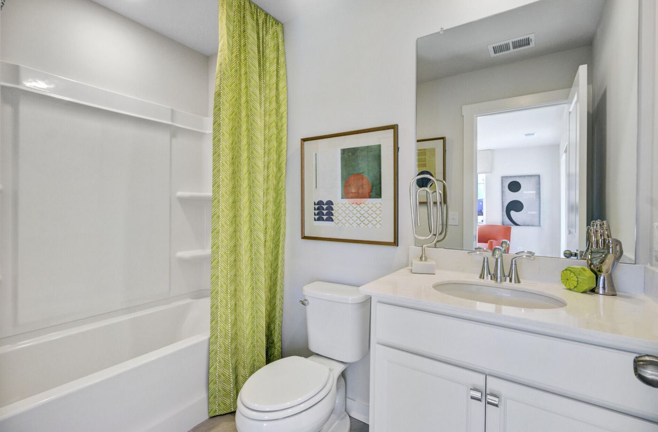 453 Caledon Court Photo 10