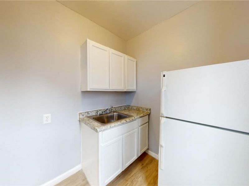 3332 Walton Avenue, Cleveland, OH 44113 Photo 23