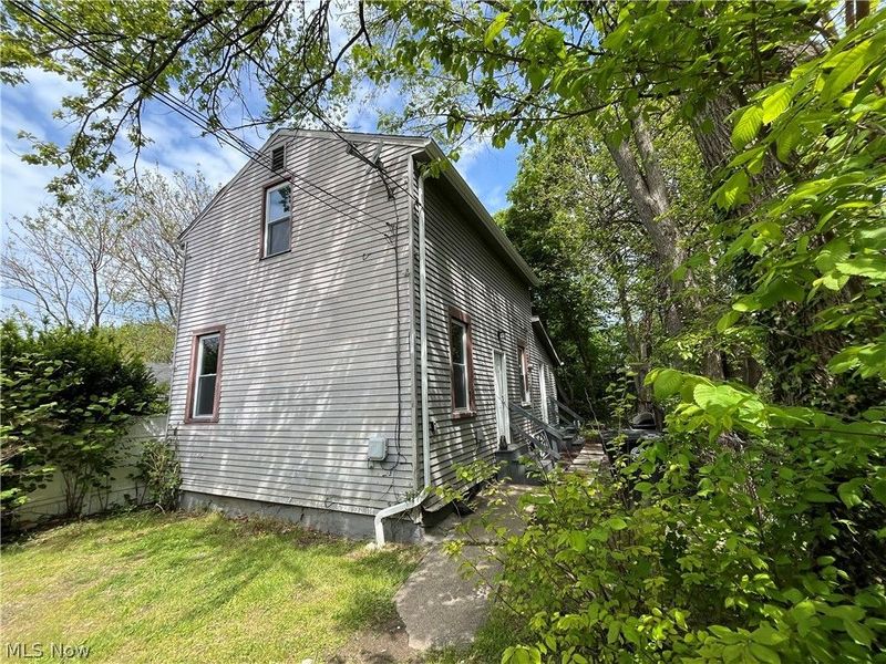 3332 Walton Avenue, Cleveland, OH 44113 Photo 38