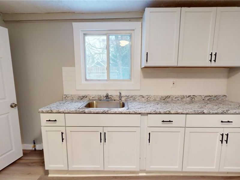 3332 Walton Avenue, Cleveland, OH 44113 Photo 42