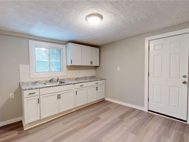 3332 Walton Avenue, Cleveland, OH 44113 Photo 43