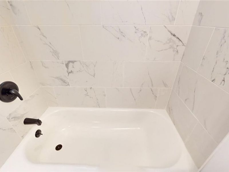 3332 Walton Avenue, Cleveland, OH 44113 Photo 45