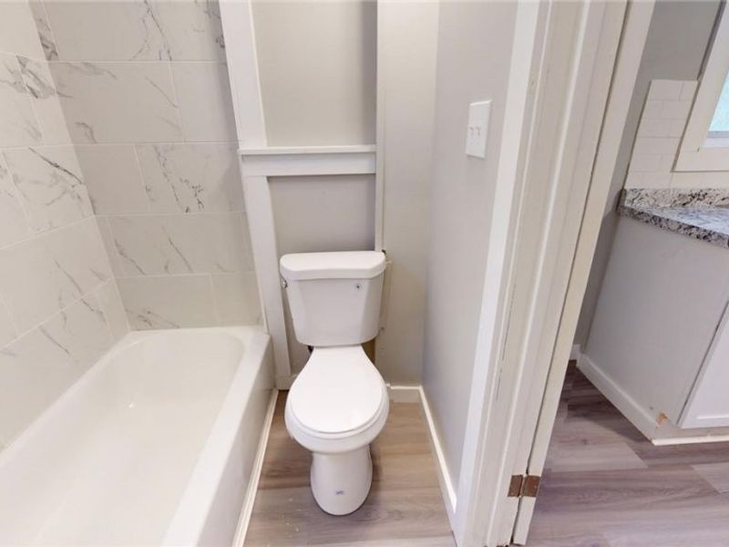 3332 Walton Avenue, Cleveland, OH 44113 Photo 46