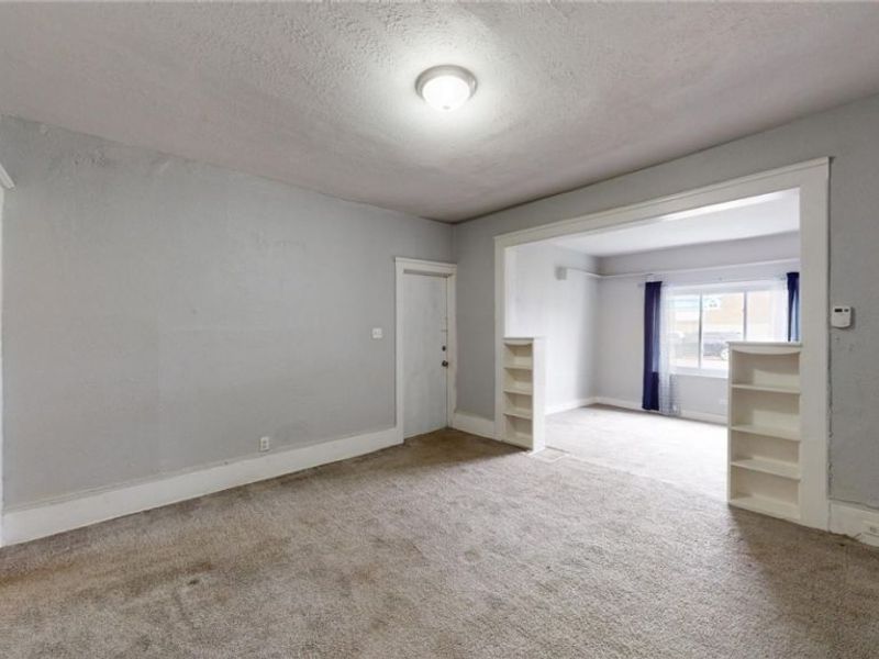 3332 Walton Avenue, Cleveland, OH 44113 Photo 6