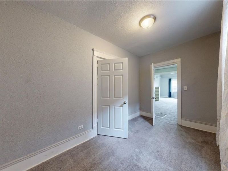 3332 Walton Avenue, Cleveland, OH 44113 Photo 8