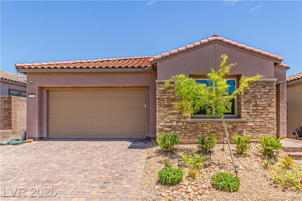 298 Nine Mile Creek Drive, Las Vegas, NV 89138