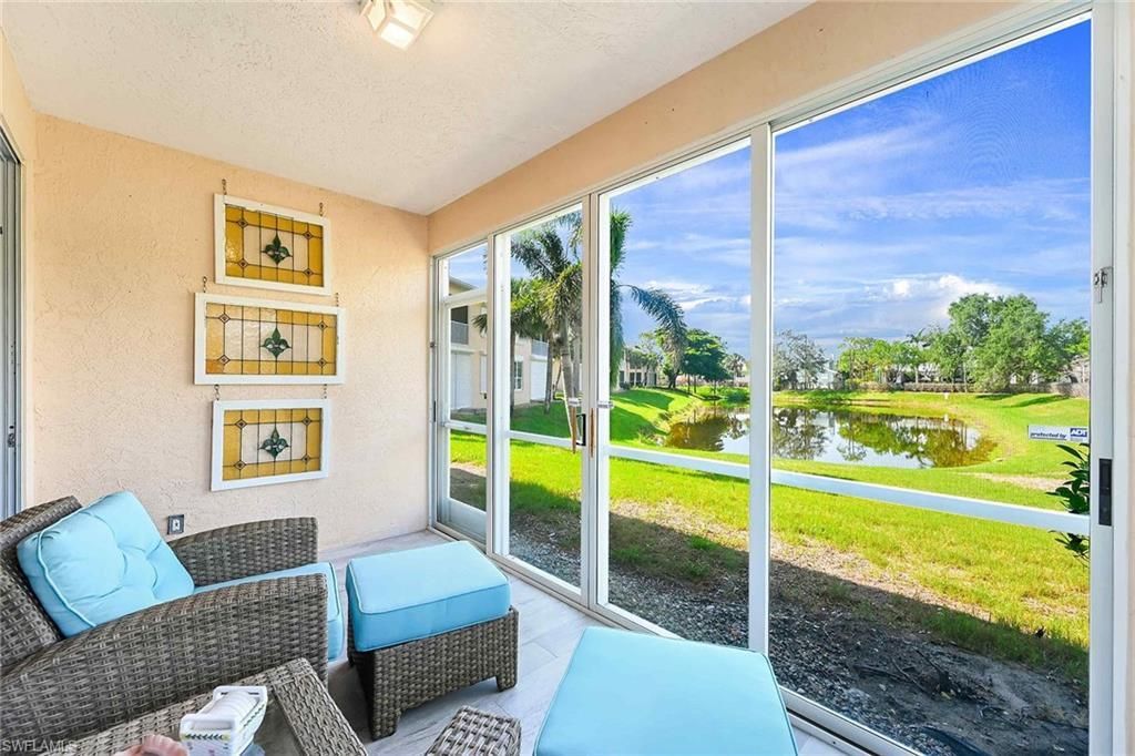 651 Wiggins Lake Dr, Unit 102, Naples, FL 34110 Photo
