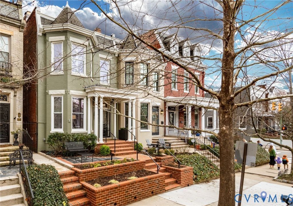 1923 Stuart Avenue, Richmond, VA 23220 Main Photo