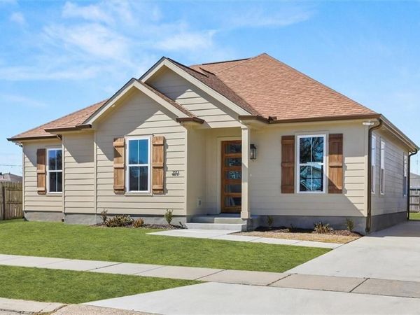 2532 PAUL Drive , Meraux, LA 70075