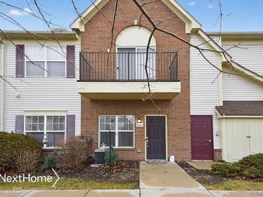 9627 Lakeside Drive, Ypsilanti Twp, MI 48197