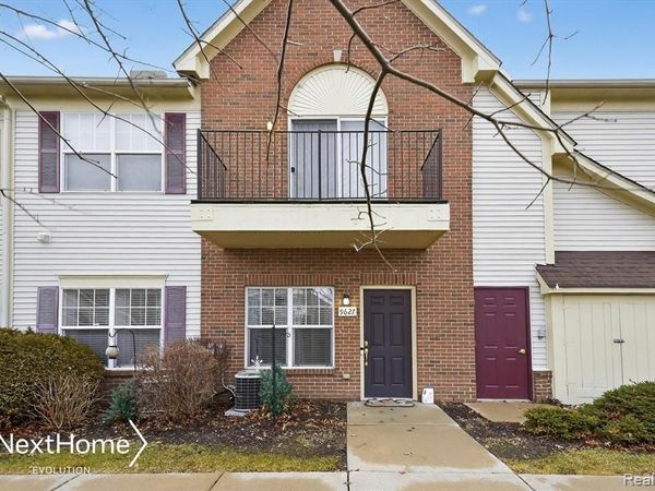 9627 Lakeside Drive, Ypsilanti Twp, MI 48197