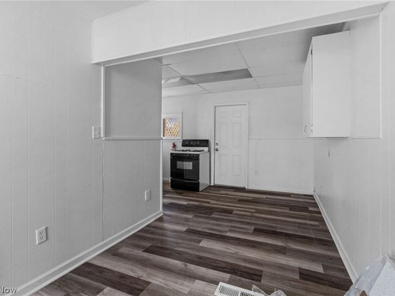 2387 29th Street SW, Akron, OH 44314 Photo 11