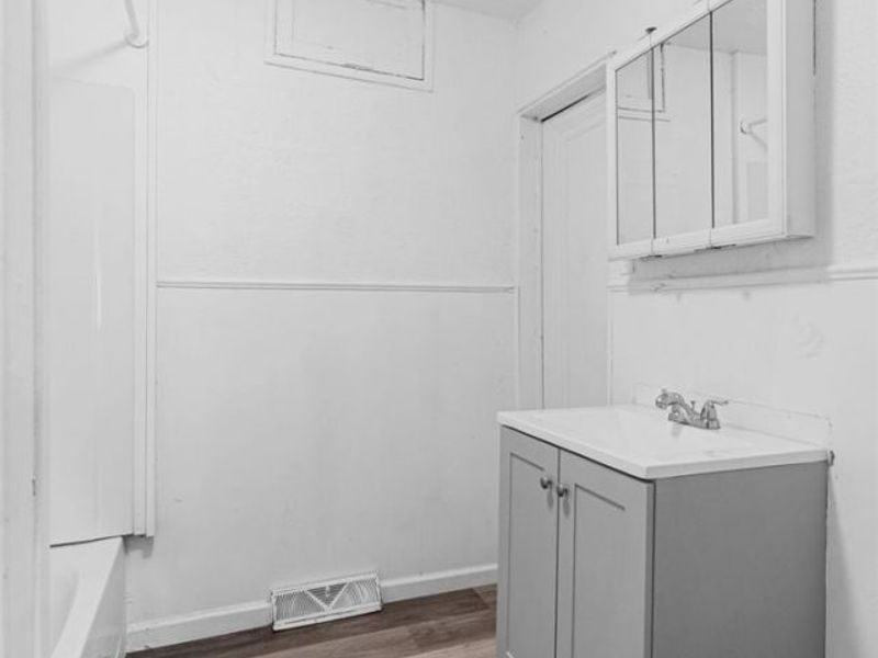 2387 29th Street SW, Akron, OH 44314 Photo 12