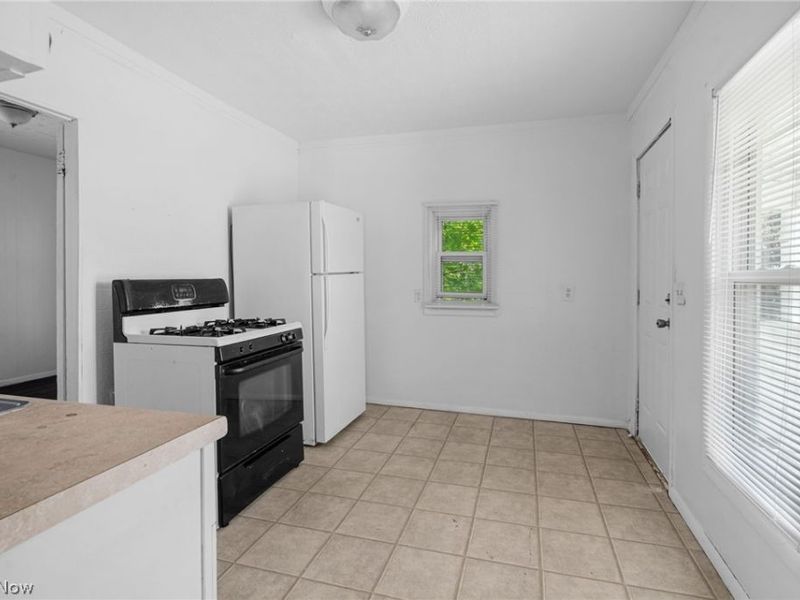 2387 29th Street SW, Akron, OH 44314 Photo 23