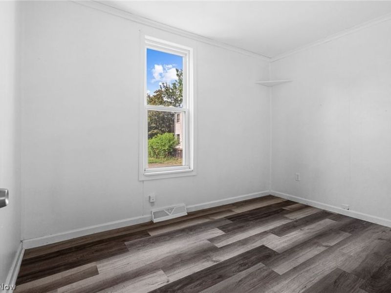 2387 29th Street SW, Akron, OH 44314 Photo 8